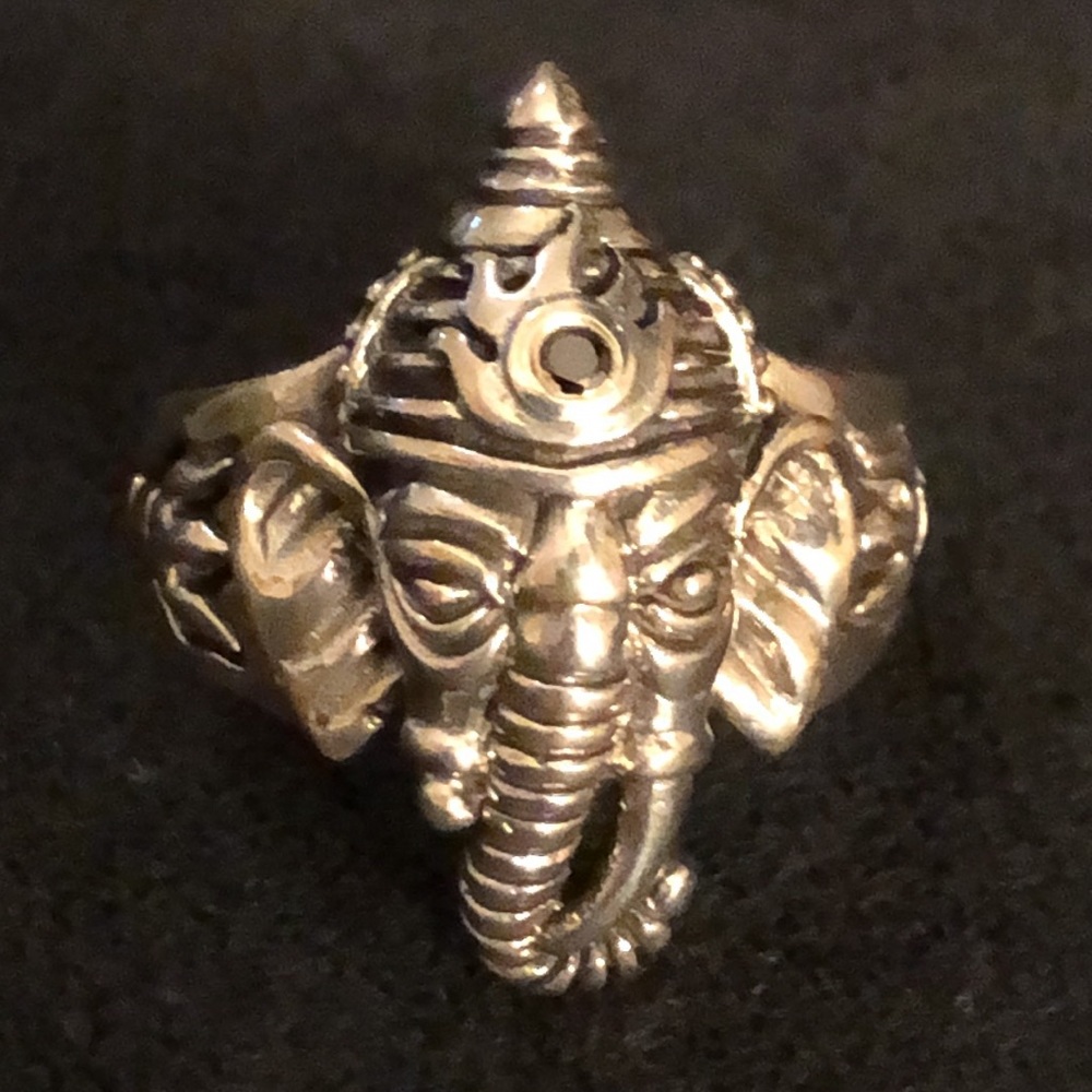 ASIAN INDIAN RING/Faceted Onyx/925. Purchased-2016 Santa Barbara Earth Fair NWT